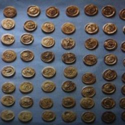 Sivas'ta bir kişinin üzerinden 60 altın sikke çıktı