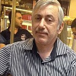 İlk Cumhurbaşkanı adayı adaylığını açıkladı