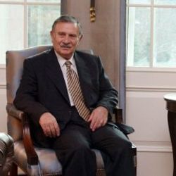 Eski Başbakanlardan Yıldırım Akbulut hastaneye kaldırıldı