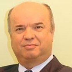 Fehmi Koru hasteneye kaldırıldı