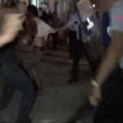 Polis şiddetine maruz kalan genç kız şikayetçi değil