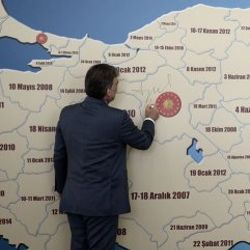 Abdullah Gül dev Türkiye haritasını imzaladı