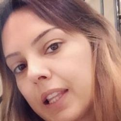 Makyajsız Ebru Gündeş
