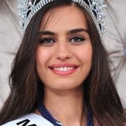 Amine Gülşe şarkı söyleyecek