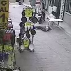 Hatay'da genç kız 5.kattan yere çakıldı İZLE