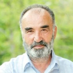 Hayrettin Karaman'dan İslam'ı kötü gösterenlere tepki