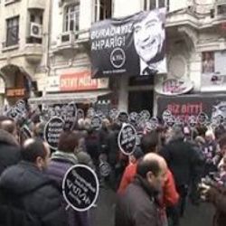 Hrant Dink Agos Gazetesi önünde anıldı