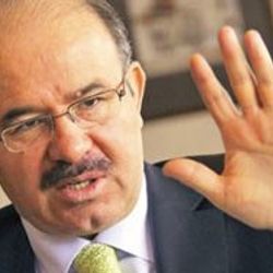 Hüseyin Çelik: Çekilme Sonbahar'da biter