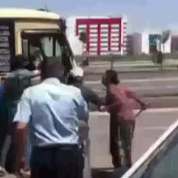 Çılgın anne kızını ve erkek arkadaşını bıçakladı