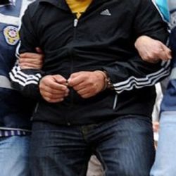 İzmir'de 650 kilogram esrar ele geçirildi
