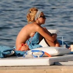 Hadise bu yaz Küba'da