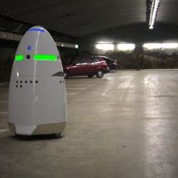 Microsoft'un merkezi robota emanet İZLE