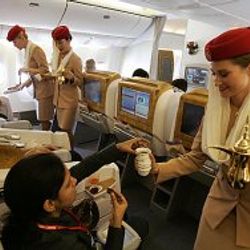 Komşuda gençler yurttan kaçıyor