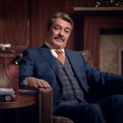 Kadir İnanır'ın keçi ile oynadığı ilginç reklam İZLE