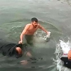 Bir haftada 2 kişiyi boğulmaktan kurtardı