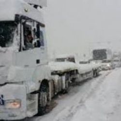 İstanbul'da TIR'lara kar yasağı