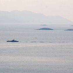 Kardak'a giden Yunan gemisi uzaklaştırıldı