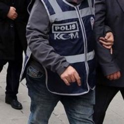 Gaziantep'te 25 polis FETÖ'den tutuklandı