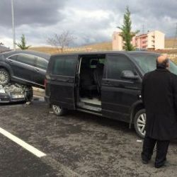 MHP Genel Başkanı Bahçeli'nin konvoyunda kaza