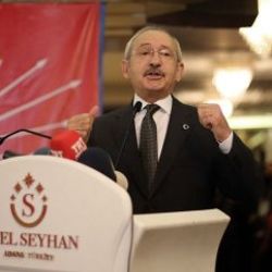 Kılıçdaroğlu'nun Adana konuşmasında elektrikler kesildi İZLE