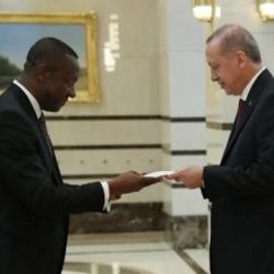 Erdoğan'a, Kamerun Büyükelçisi'nden güven mektubu