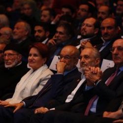 CHP, Necmettin Erbakan'ı anma programında