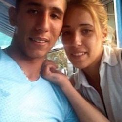 Boşanmak istediği eşini vuracakken tabanca tutukluk yaptı