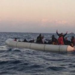İzmir'de 35 kaçak göçmen yakalandı