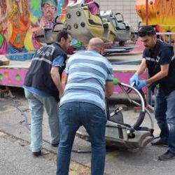 Lunaparktaki oyuncak vagonu koptu: 1 yaralı