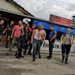 Borç-alacak kavgasında satır ve bıçak kullanıldı