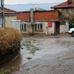 Balıkesir'de dereler taştı