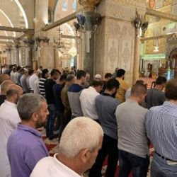 Filistinliler Mursi için Mescid-i Aksa'da toplandı