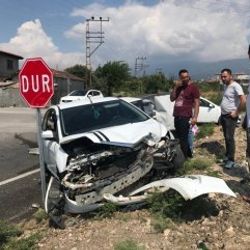 Hatay’da trafik kazası: 1’i bebek 5 yaralı