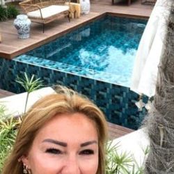 Pınar Altuğ makyajsız