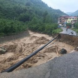 Araklı'nın ardından Yomra'da sel ve heyelan