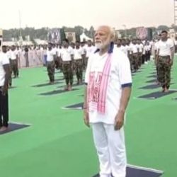 Hindistan Başbakanı Mondi yoga yaptı