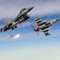 Irak'ın kuzeyine hava harekatı