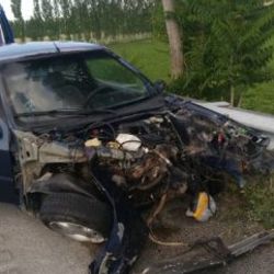 Çorum'da iki otomobil çarpıştı: 3 yaralı