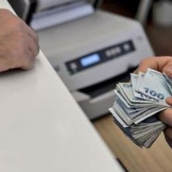 Kredi çekerken kesilen hayat sigortası bedelini geri aldı