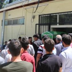 Gaziantep'te tıra çarpan motosikletli öldü
