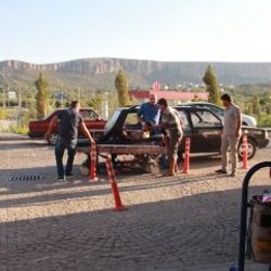 Mersin'de traktör devrildi: 10 yaralı