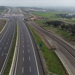 İstanbul-İzmir otoyolundan 35 milyon araç geçti