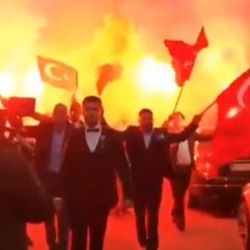 Almanya'da İzmir Marşı eşliğinde kız alma alayı