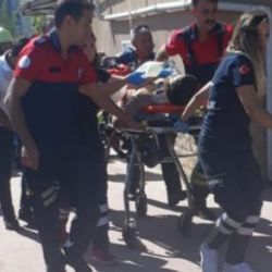 Denizli'de asansörde sıkışan 15 yaşındaki çocuk can verdi