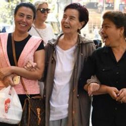 Fatma Girik yanlışlıkla dişini yedi
