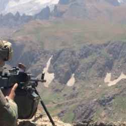 Barış Pınarı Harekatı'nda yaralanan asker şehit oldu