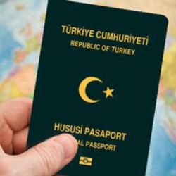 Sanatçılar yeşil pasaport başvurusu yaptı