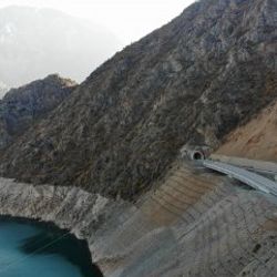 Yusufeli ilçesine ulaşım tünellerle sağlanıyor