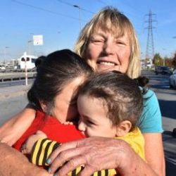 Yoksul çocuklar için İngiltere'den İstanbul'a kadar geldi