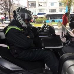 Motorlu kuryelerin tehlikeli yolculuğu